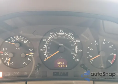 1998 Mercedes-Benz S 420 z USA, uszkodzony, nr VIN WDBGA43G7WA388390